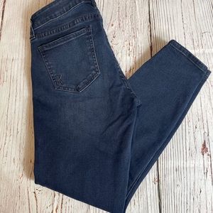 Kut From The Cloth distressed skinny mid rise sz 6